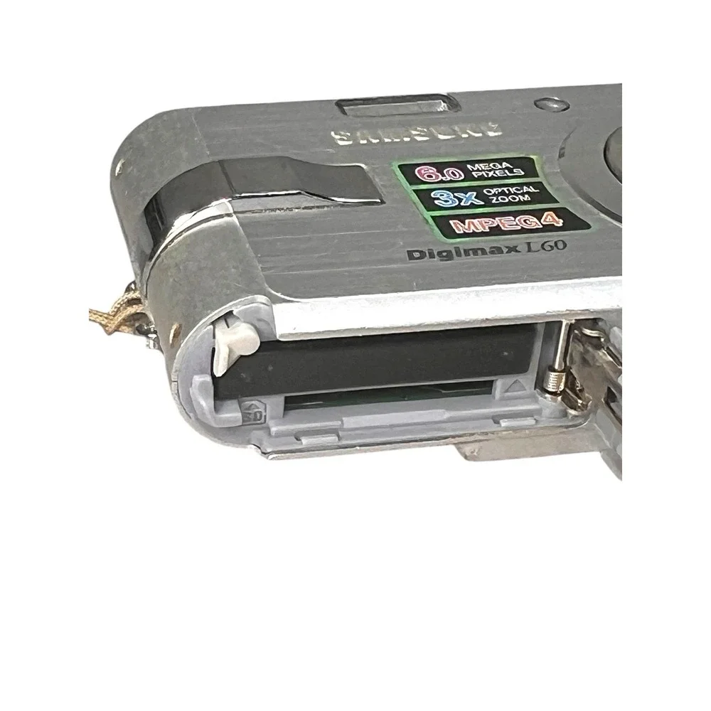 Samsung Digimax L60 6MP Digital Camera 3x Zoom Battery‎ Included Parts Only